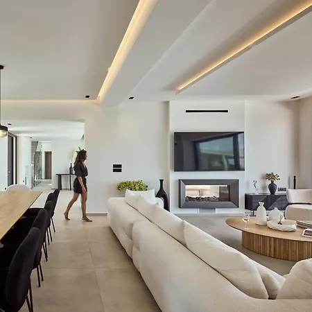 Gavras Exclusive Villas, With Infinity Pools, Whirlpools & Seaviews, By Thinkvilla Вилла *