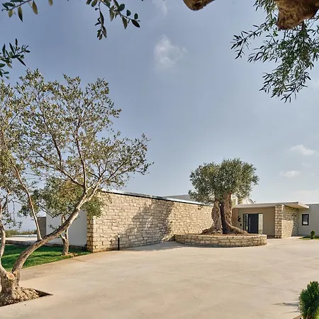 Вилла Gavras Exclusive Villas, With Infinity Pools, Whirlpools & Seaviews, By Thinkvilla