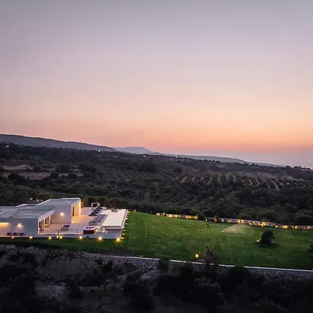 Gavras Exclusive Villas, With Infinity Pools, Whirlpools & Seaviews, By Thinkvilla Вилла Pikris